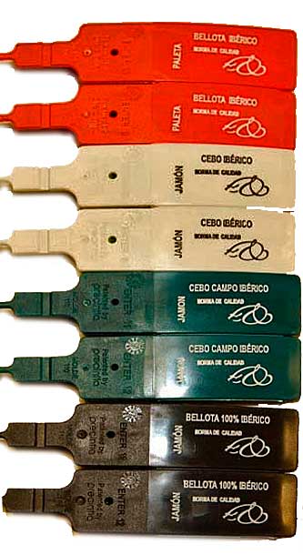 Color-coded tags for Iberian ham