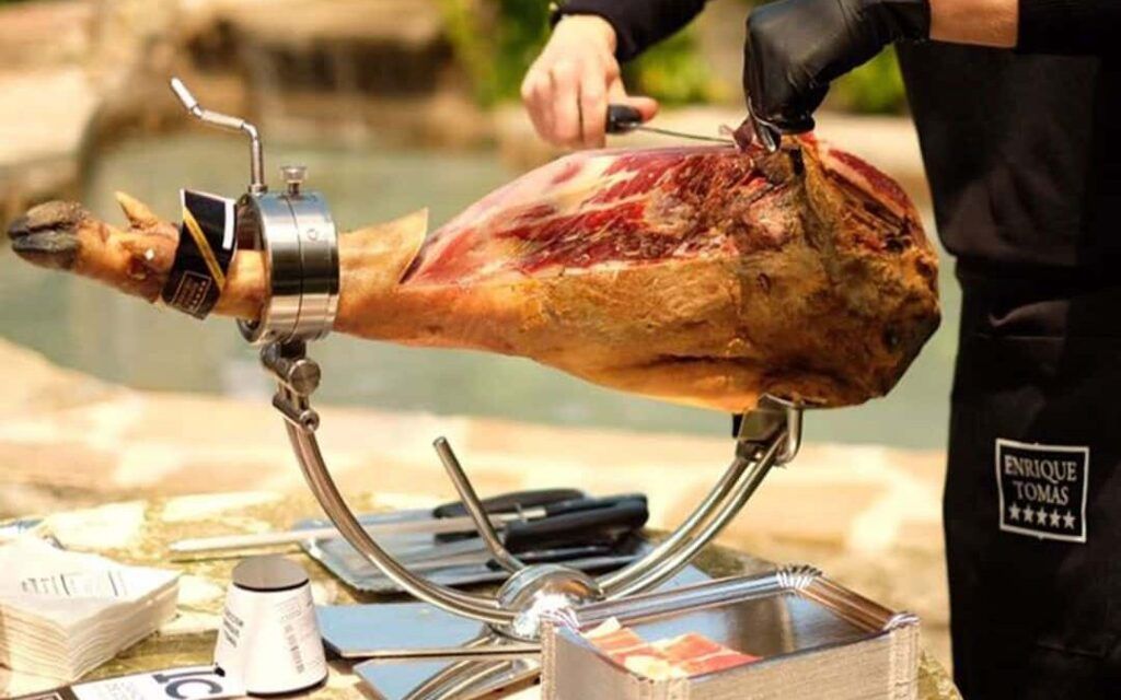 How to cut ham